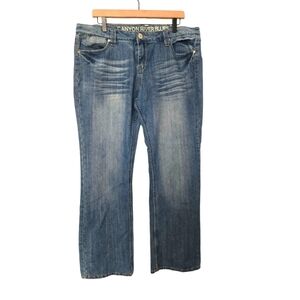 Canyon River Blues Women's Blue Jeans Size 16 EUC